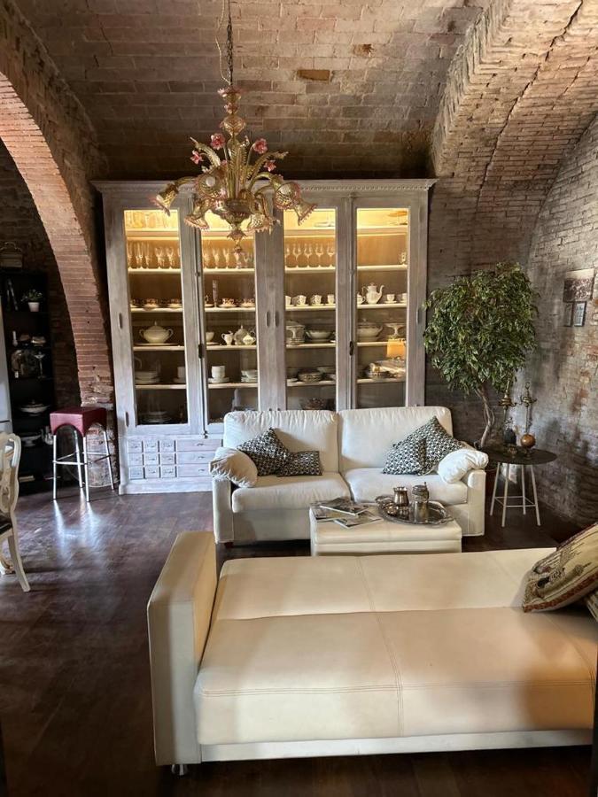 סן ג'יובאני ואלדרנו Borgo Di Beppe E Gloria Suite מראה חיצוני תמונה