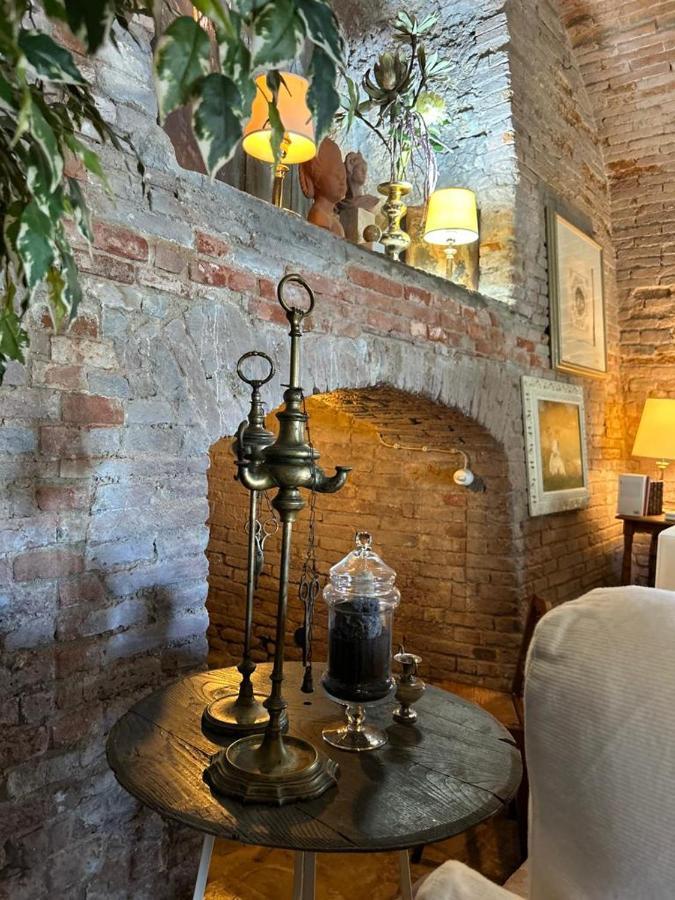 סן ג'יובאני ואלדרנו Borgo Di Beppe E Gloria Suite מראה חיצוני תמונה