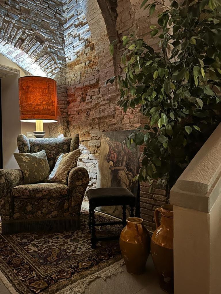 סן ג'יובאני ואלדרנו Borgo Di Beppe E Gloria Suite מראה חיצוני תמונה